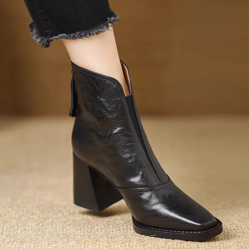 Solene | Elegant V-Cut Ankle Boots