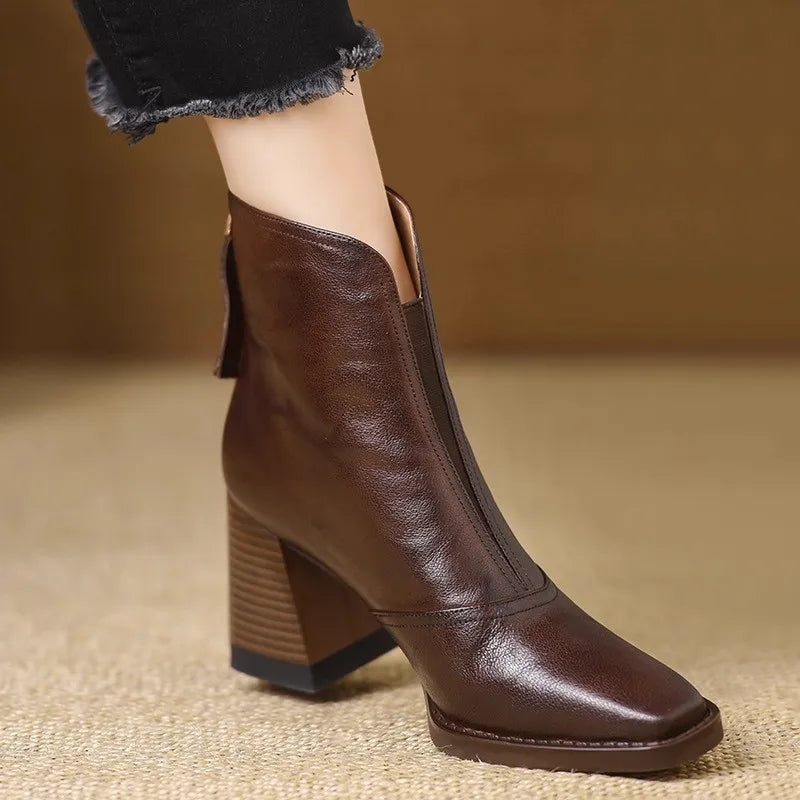 Solene | Elegant V-Cut Ankle Boots