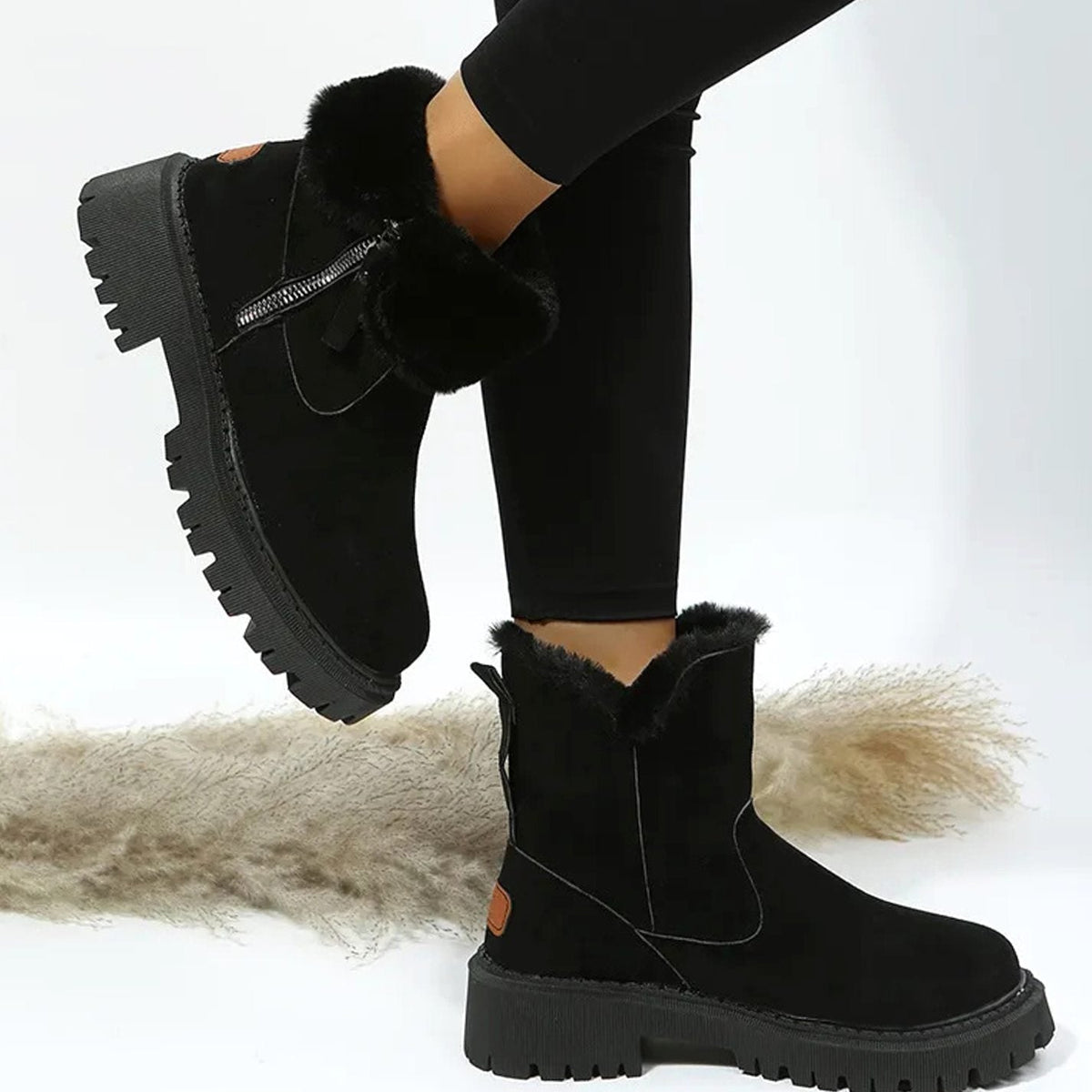 Elin | Warm Suede Ankle Boots with Fur Collar