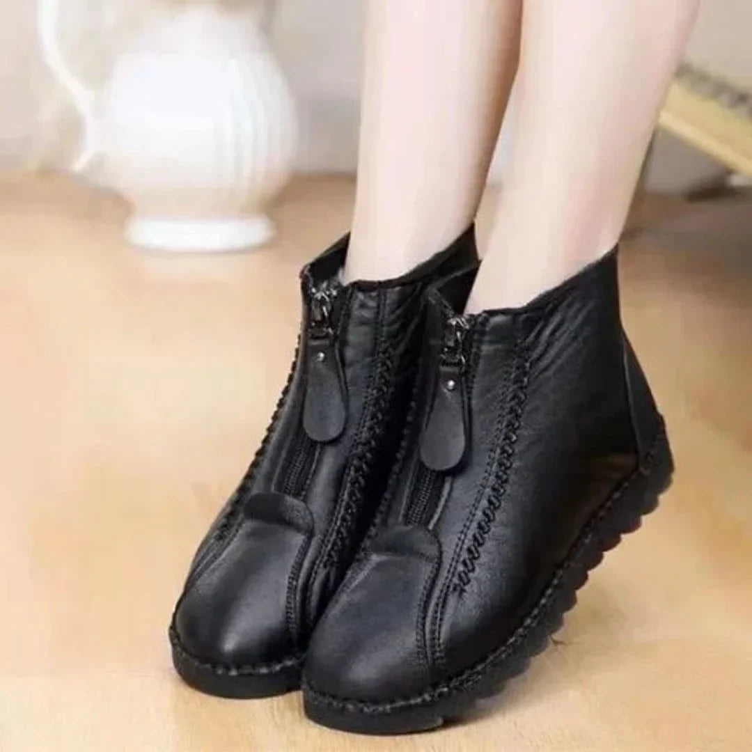Ursula | Warm Zip-Up Ankle Boots