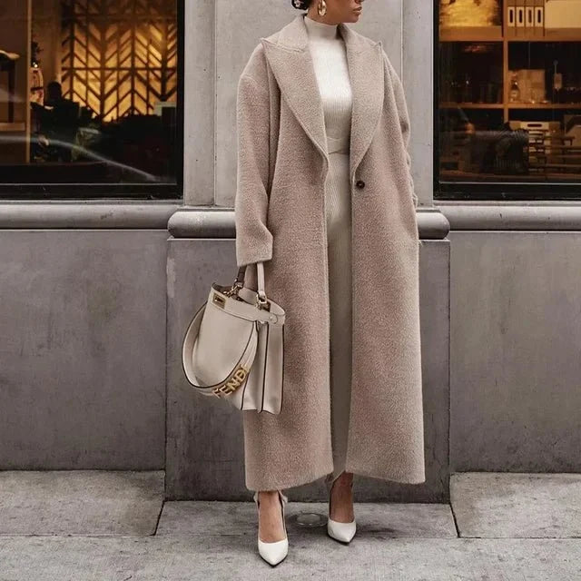 Lyriel | Oversized Notched-Lapel Women's Wool Coat for Winter