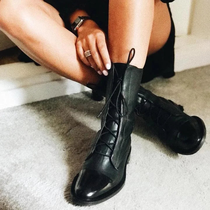Mona | Effortlessly Chic Leather Ankle Boots