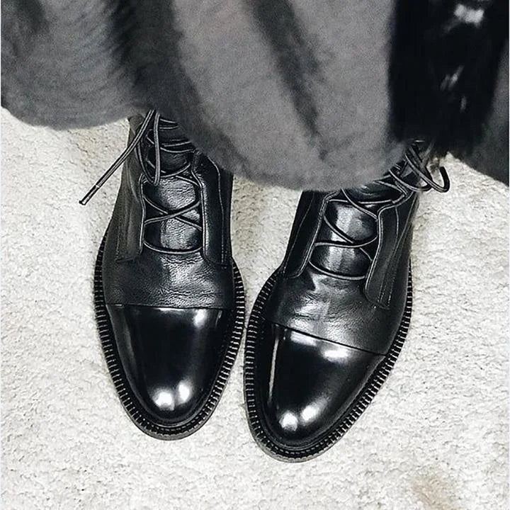 Mona | Effortlessly Chic Leather Ankle Boots