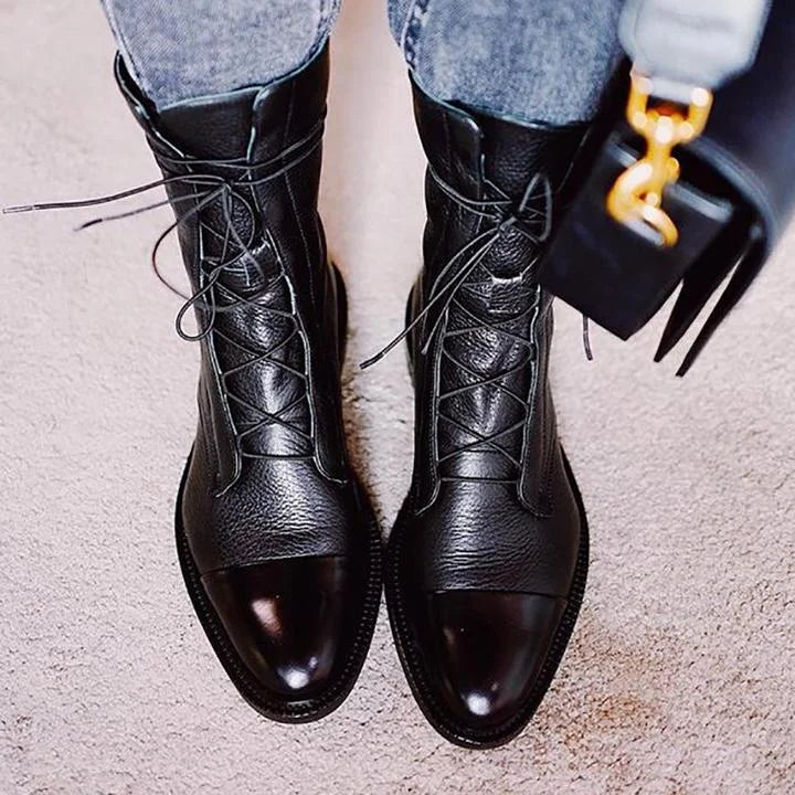 Mona | Effortlessly Chic Leather Ankle Boots