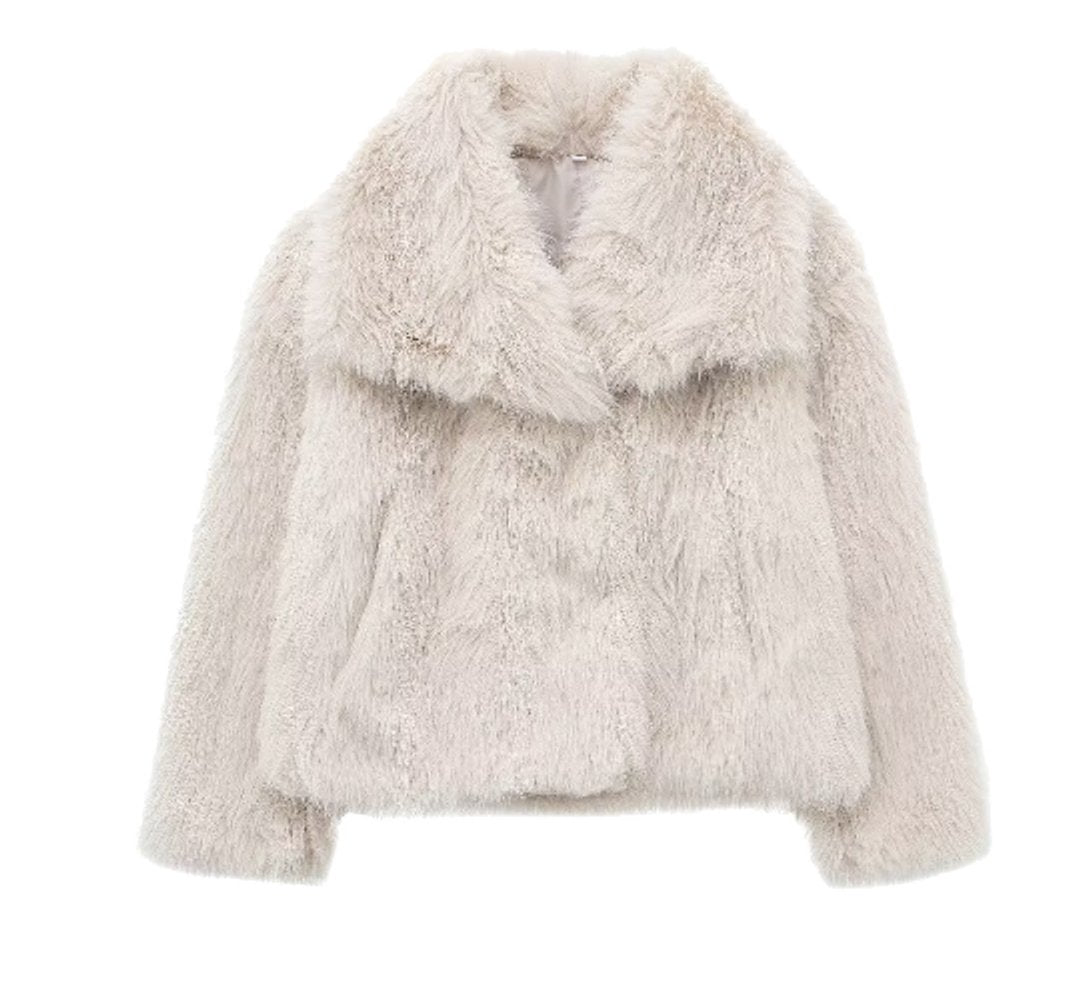 Millie | Elegant Cropped Black Women's Faux Fur Coat for Winter