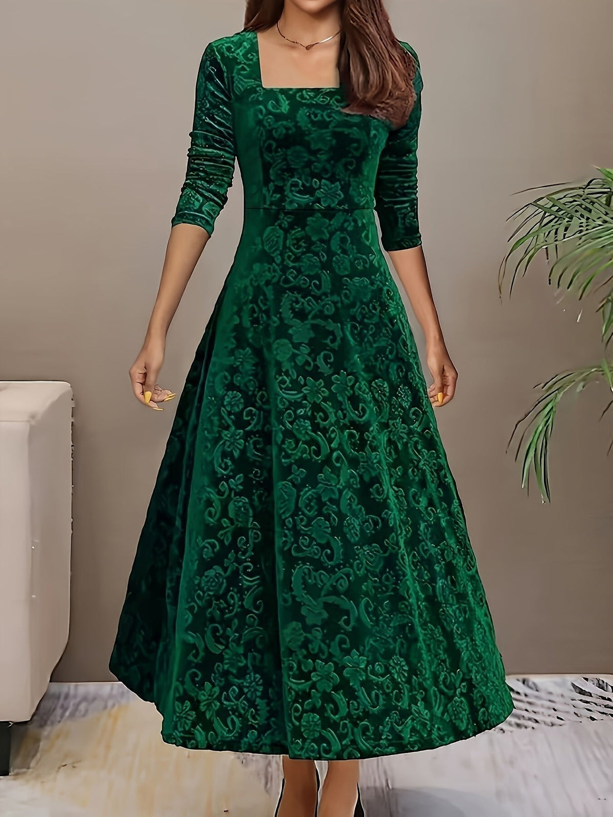 Verona | Embossed Velvet Women's Party Dress