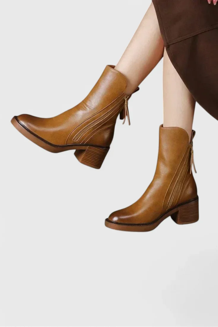 Yolande | Polished Side-Zip Ankle Boots
