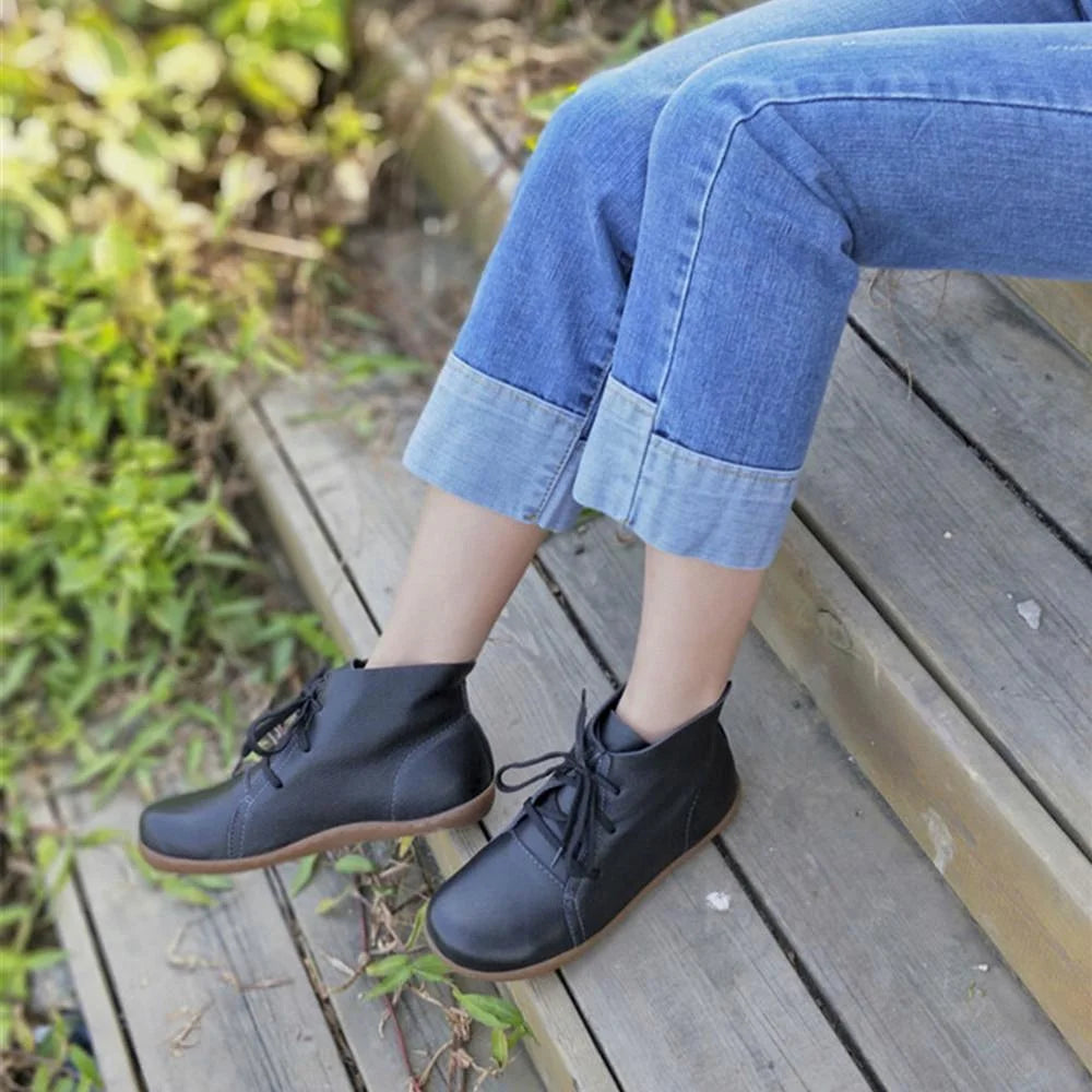 Daisy | Classic Lace-Up Ankle Boots