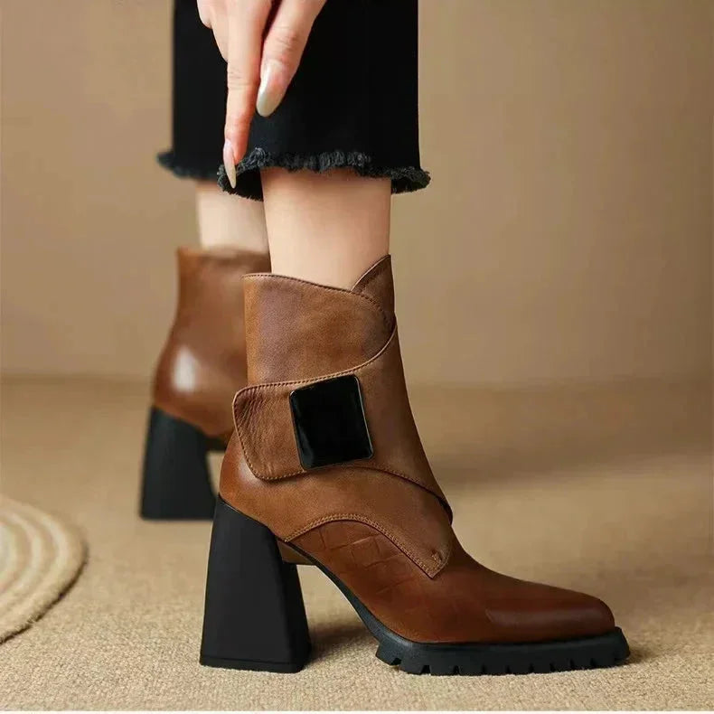 Fleur | Sleek Lug Sole Ankle Boots