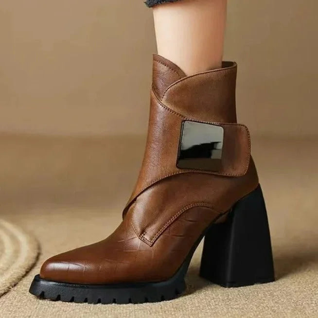 Fleur | Sleek Lug Sole Ankle Boots