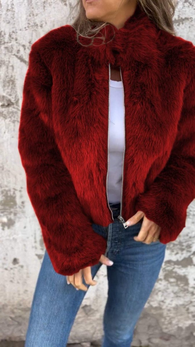 Winifred | Luxe Zip-Up Short Women's Faux Fur Coat for Winter