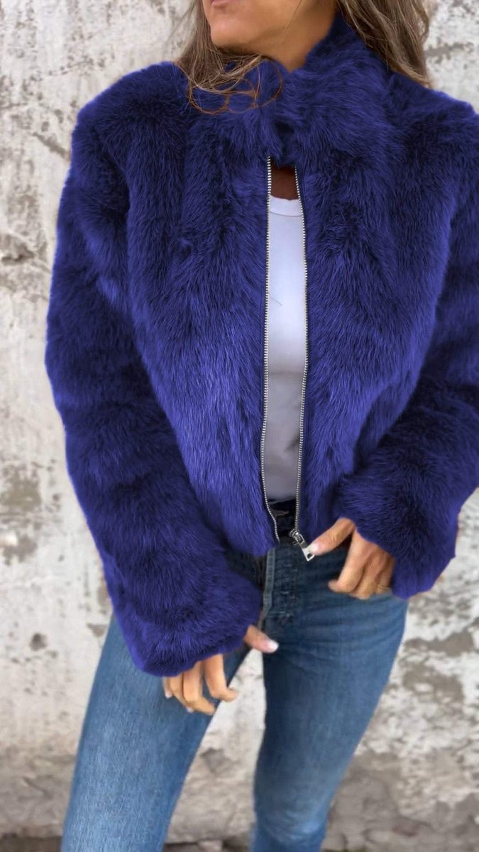 Winifred | Luxe Zip-Up Short Women's Faux Fur Coat for Winter