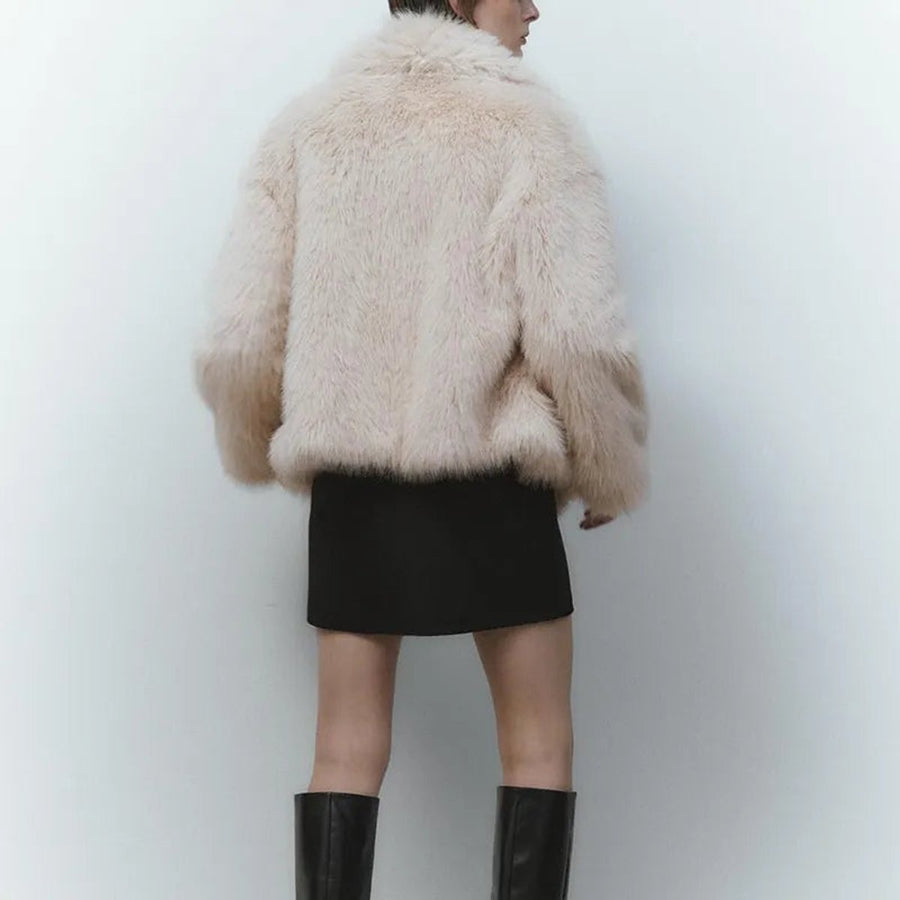 Eleanor | Oversized Large-Lapel Women's Faux Fur Coat for Winter