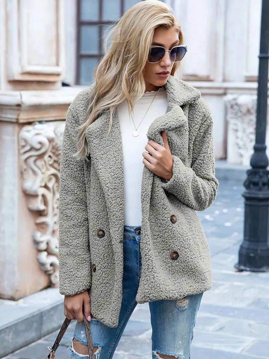 Ruby | Double-Breasted Oversized Women's Faux Fur Coat for Winter