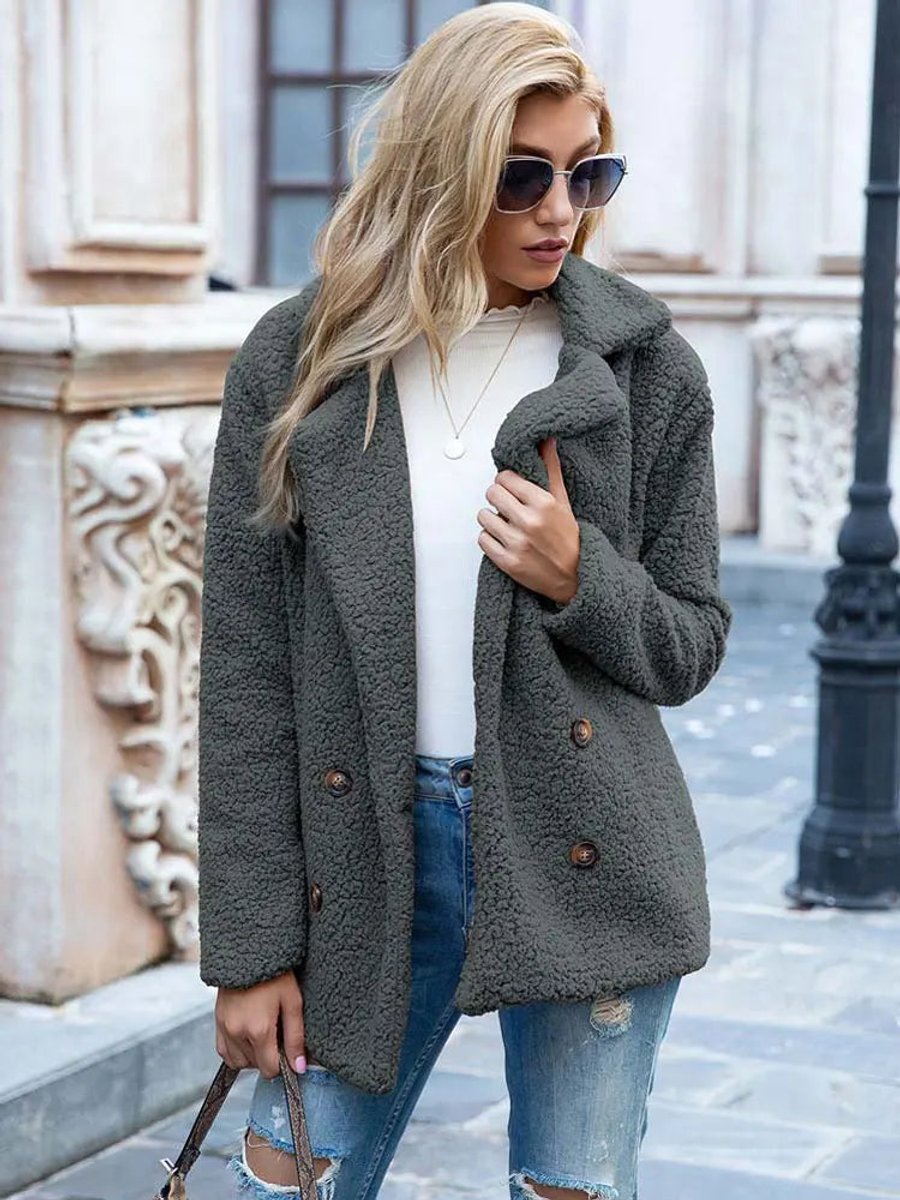 Ruby | Double-Breasted Oversized Women's Faux Fur Coat for Winter