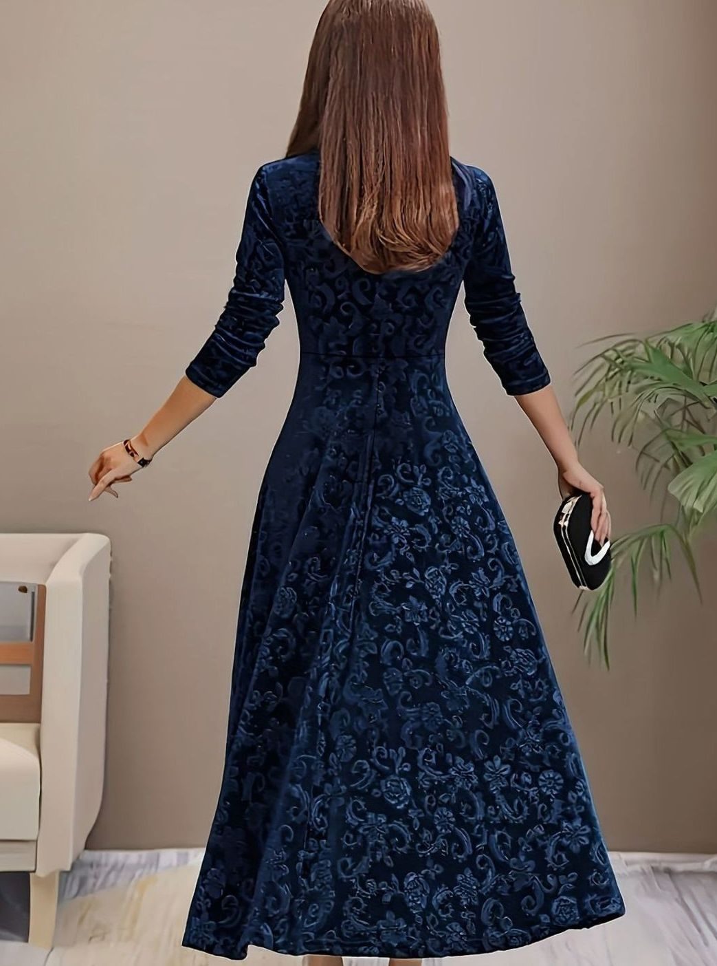 Mia | Embossed Velvet Women's Party Dress